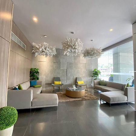 Aeon Towers Executive Suite 2Br 18Th Floor Davao ภายนอก รูปภาพ