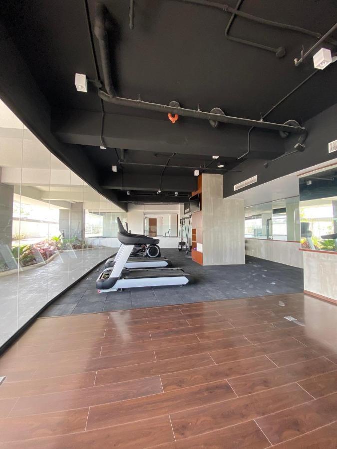 Aeon Towers Executive Suite 2Br 18Th Floor Davao ภายนอก รูปภาพ