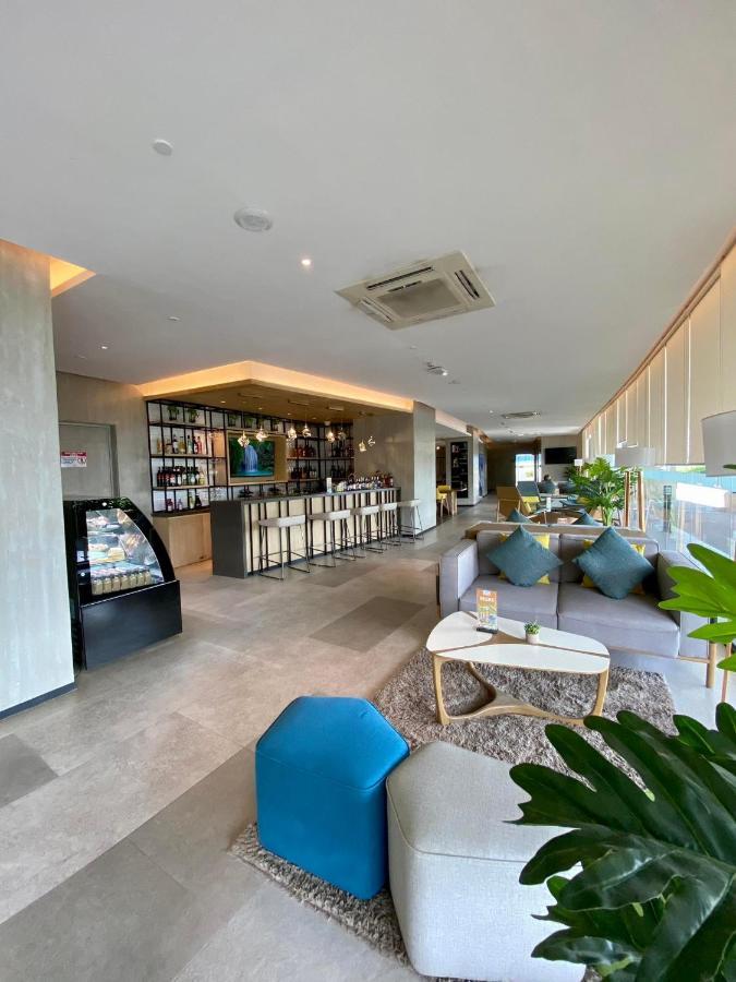 Aeon Towers Executive Suite 2Br 18Th Floor Davao ภายนอก รูปภาพ